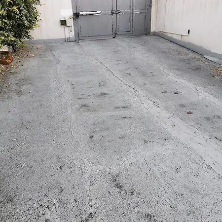 Regina Bianca, Tutto Cio Che Desideri! Nyaraló *